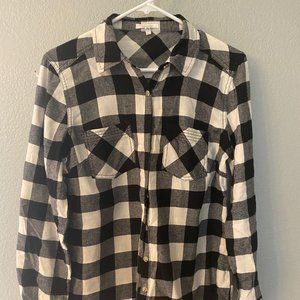 Maurices woman's plaid button down shirt